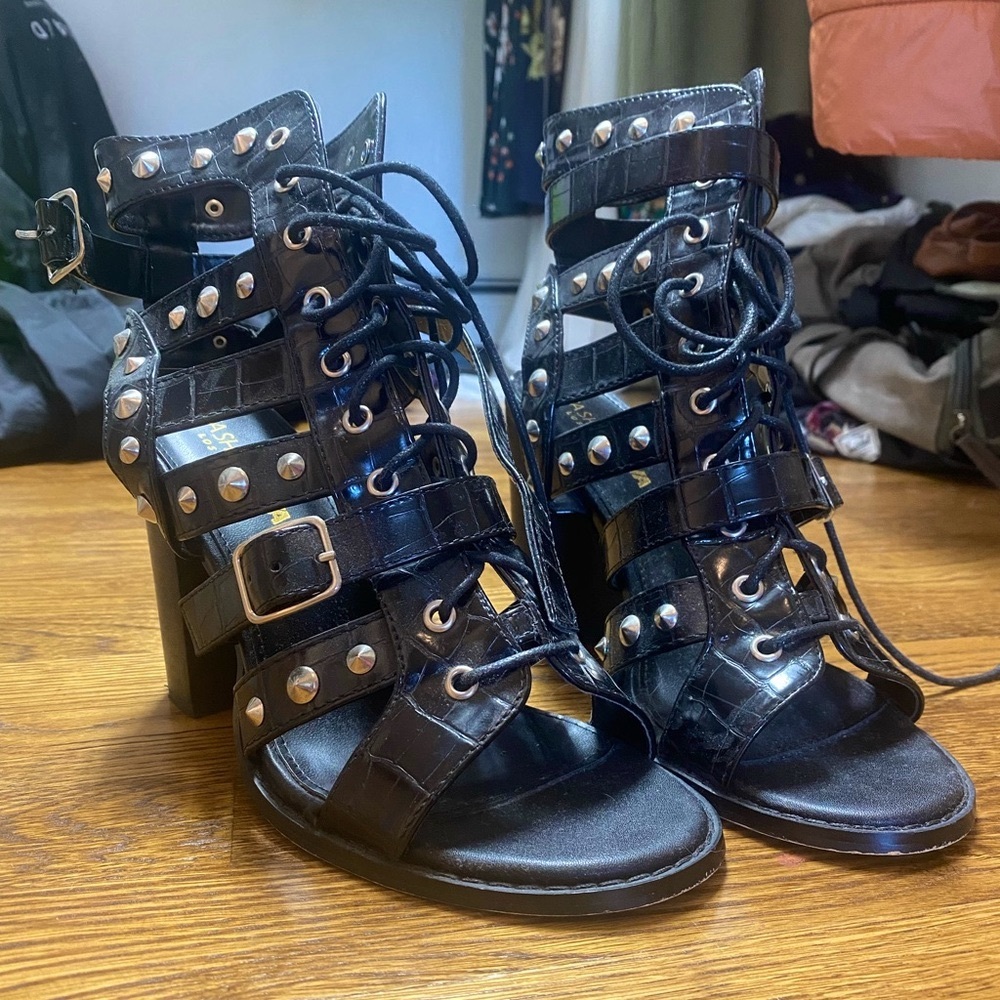 Fashion Nova Edgy Black Studded Heels with Buckles